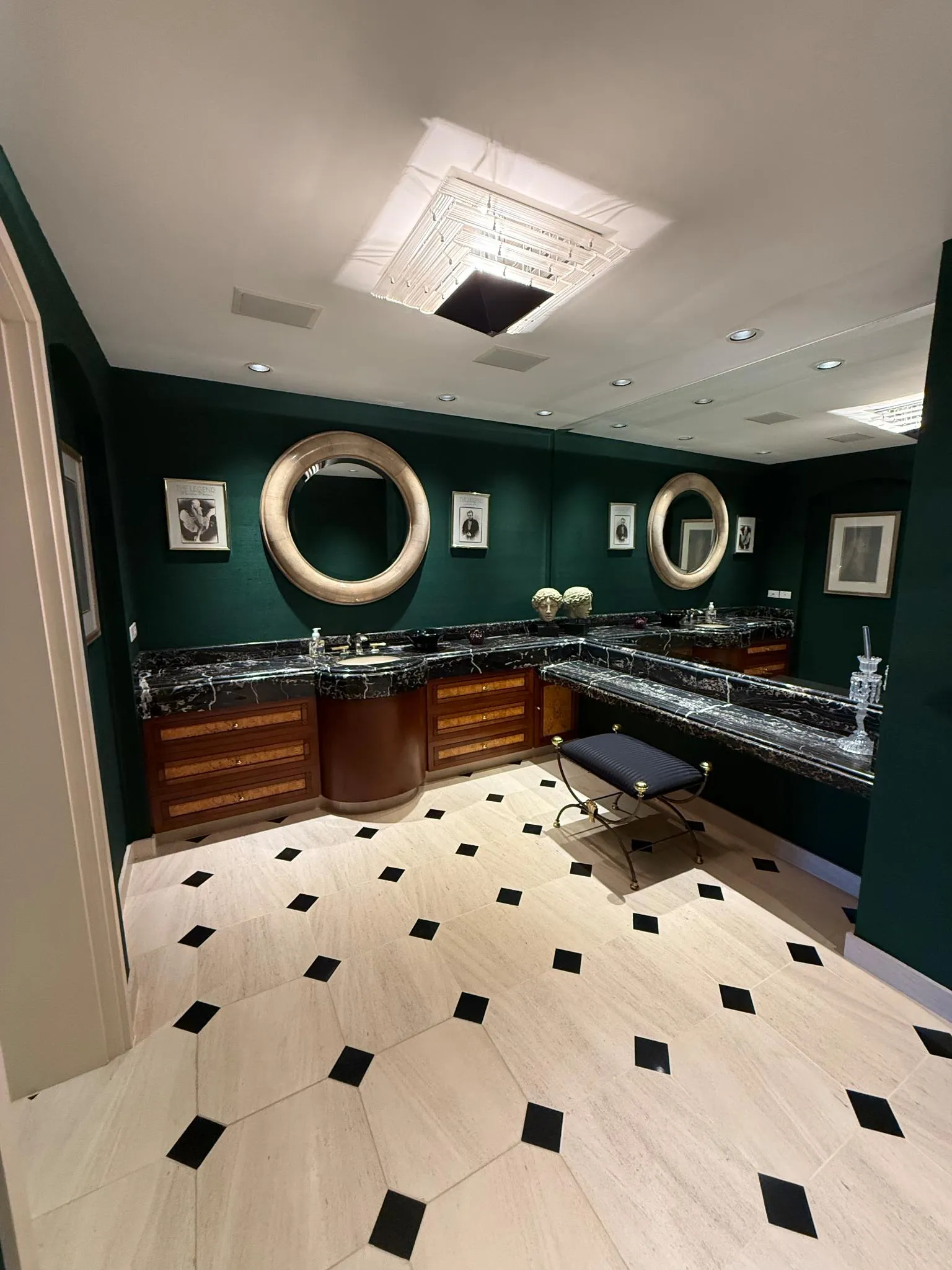 Gallery image 6